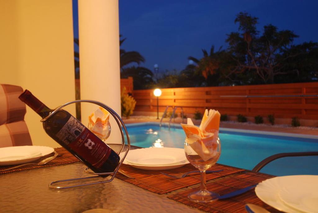 Villa Vista Paphos Eksteriør bilde